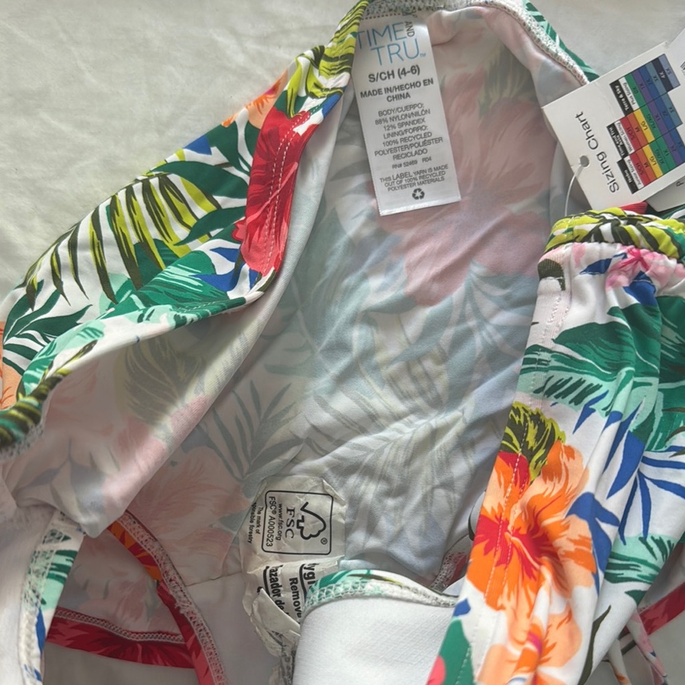 Tropical Floral Swim Set - Picture 4 of 10